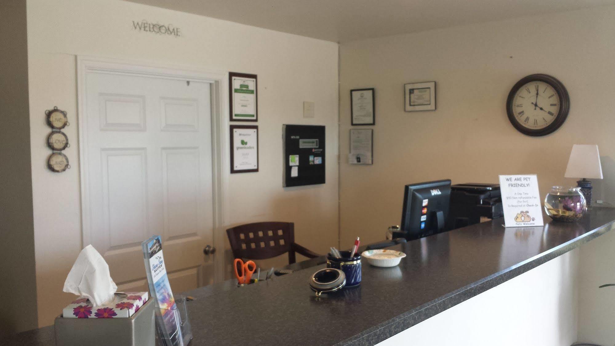 Shore Stay Suites ケープ・チャールズ エクステリア 写真
