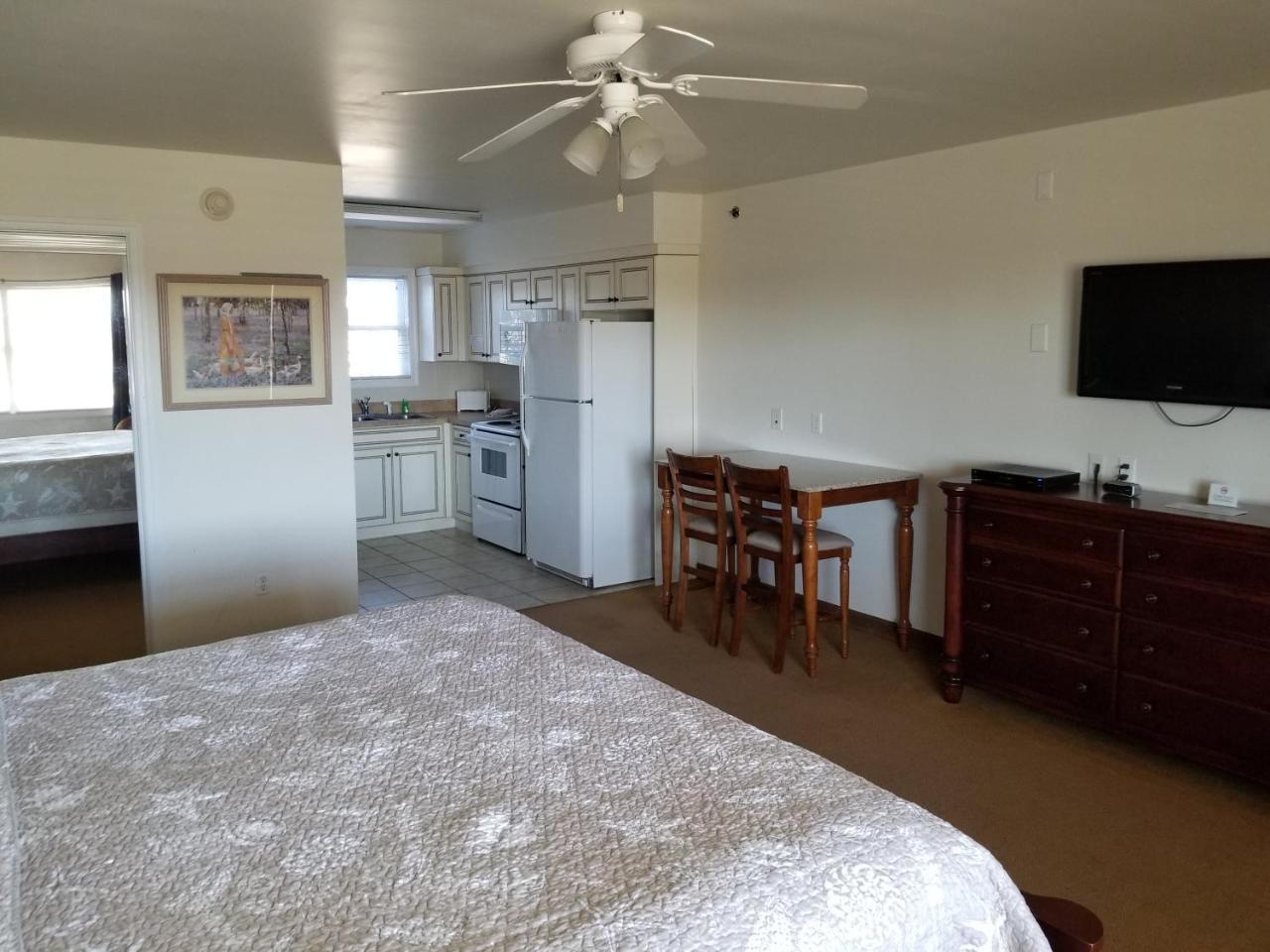 Shore Stay Suites ケープ・チャールズ エクステリア 写真